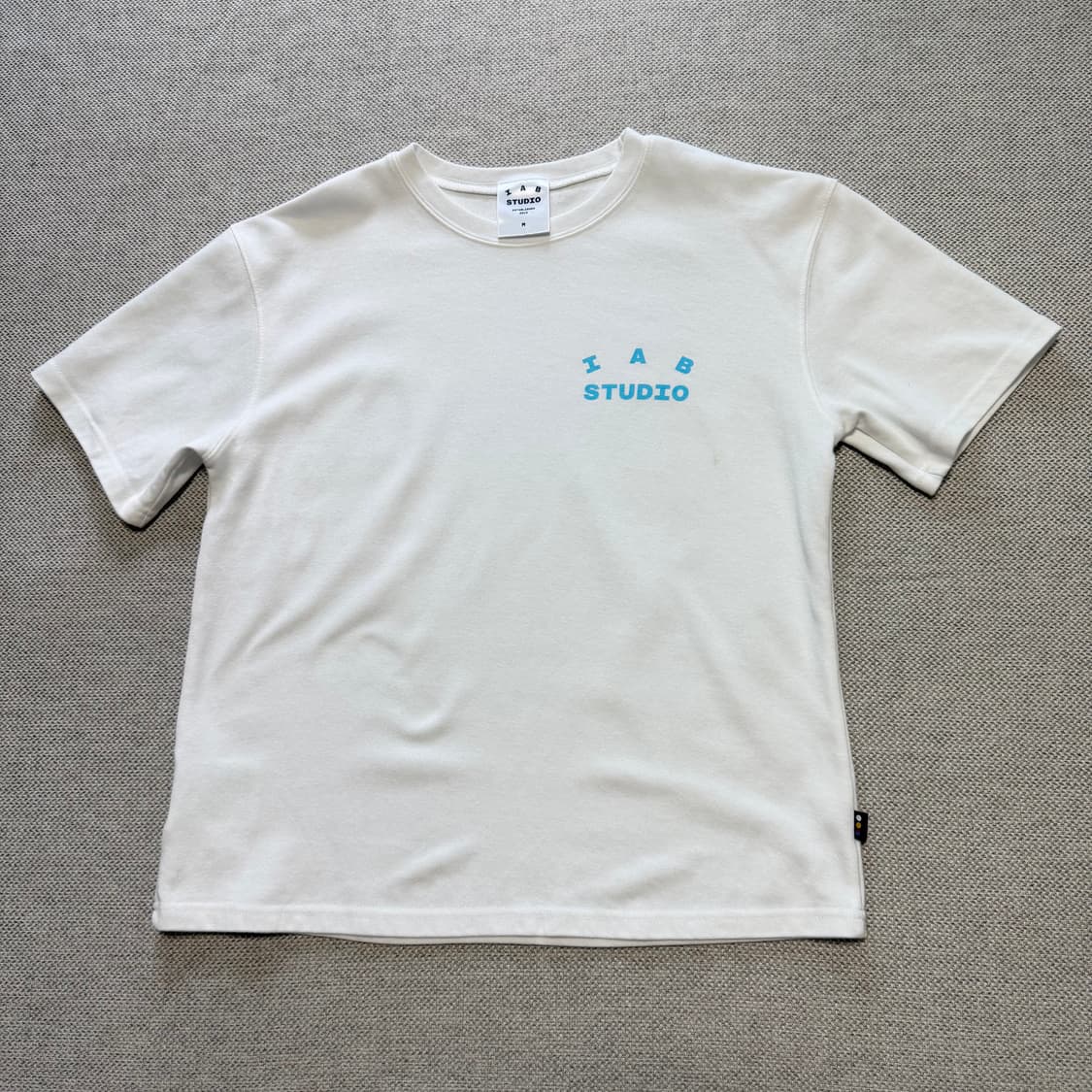 아이앱 스튜디오 로고 반팔티 상품이미지1