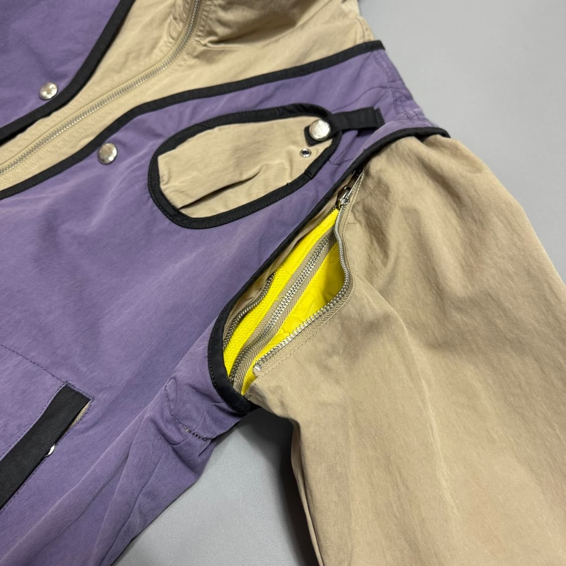 디젤(DIESEL) 퍼플 베이지 오렌 컨버터블 투웨이 하이넥 쇼트 자켓 상품이미지6