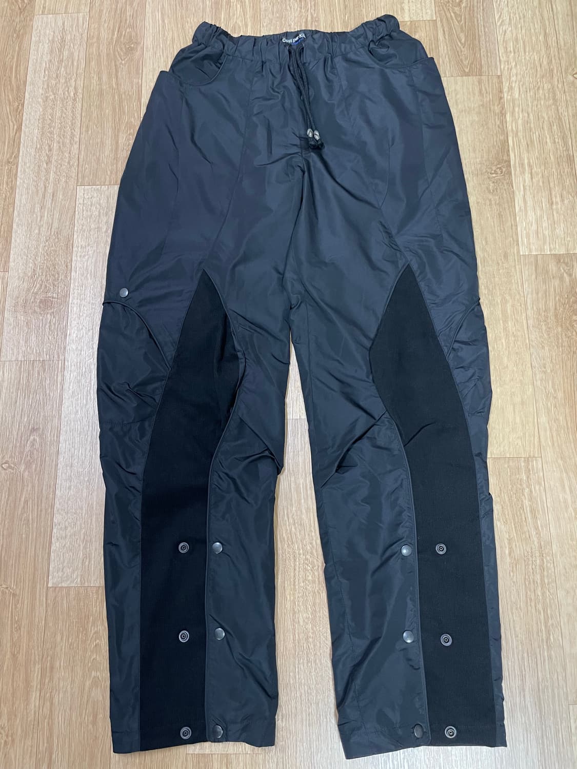 코스트퍼킬로 트랙팬츠 L 판매 상품이미지1