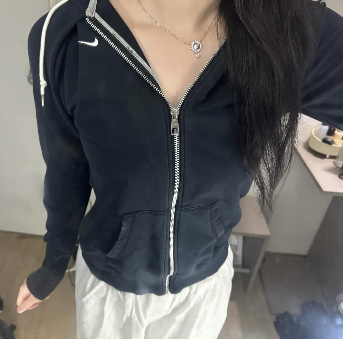 나이키 스우시 로고 후드집업 🖤🤍 상품이미지1