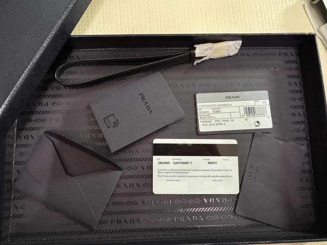 프라다 사피아노 클러치백 상품이미지4