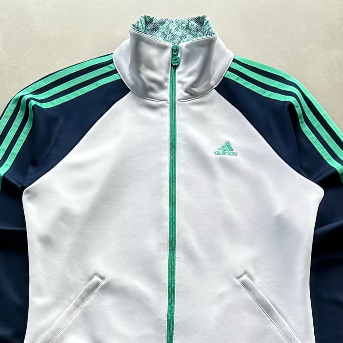 [S]아디다스 화이트 민트 트랙탑 져지 상품이미지2