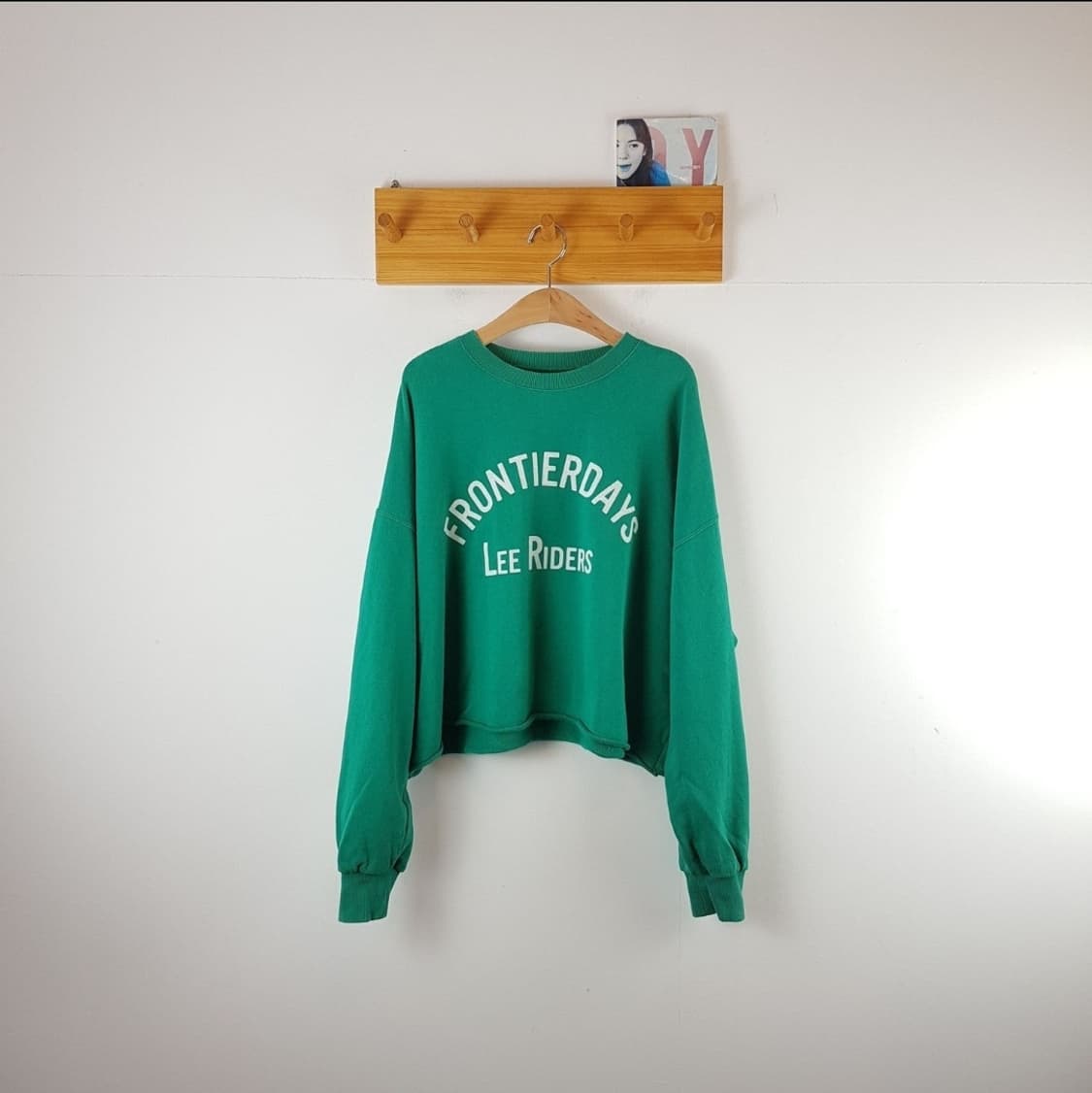 리 크롭 스웻 상품이미지3