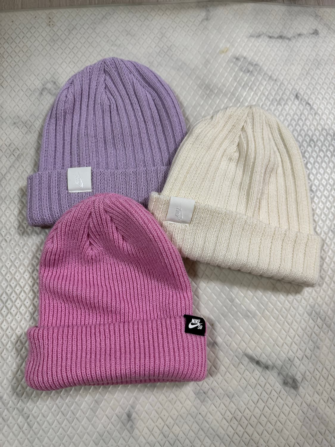 나이키 비니 3장 일괄로 판매합니다 상품이미지1