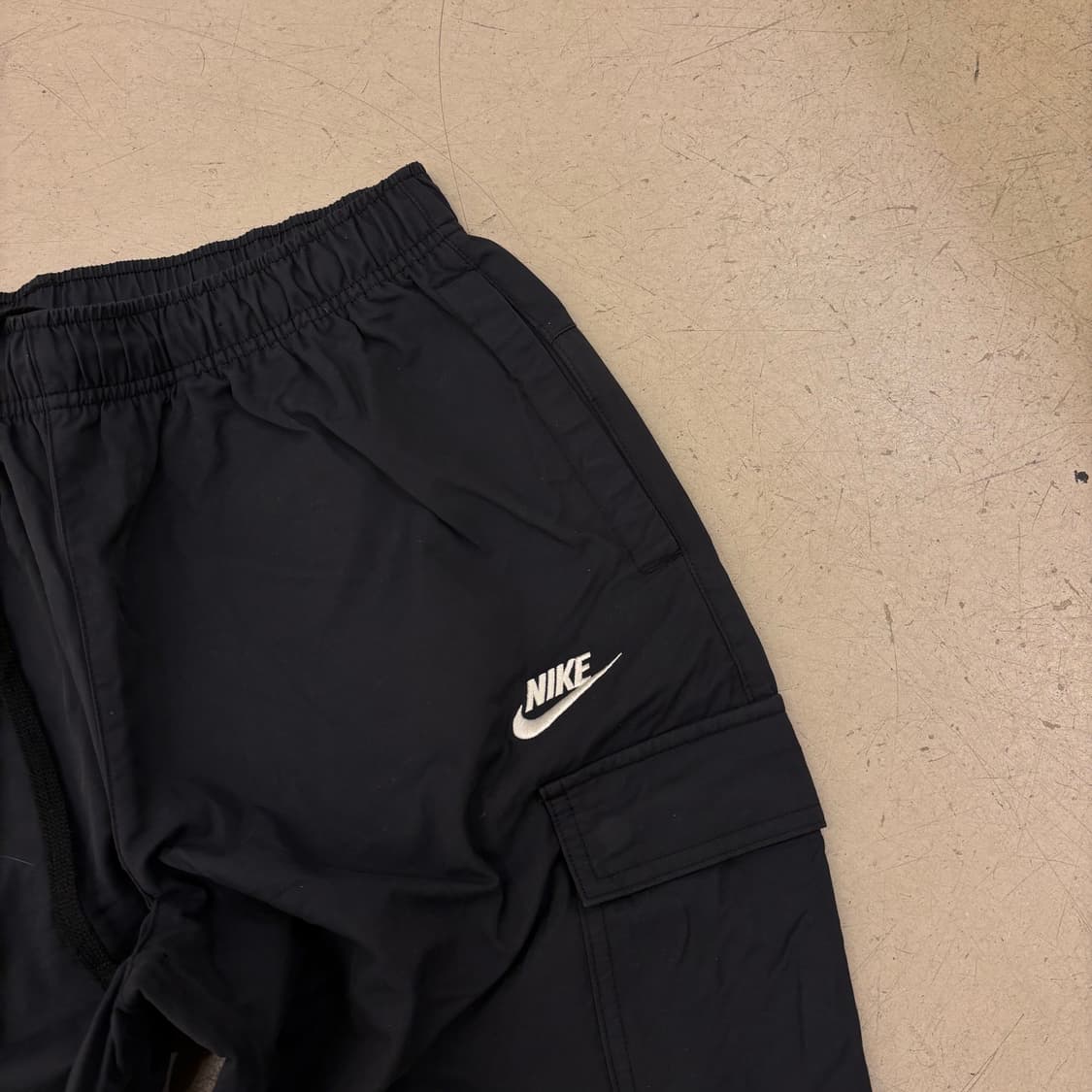나이키 카고 스트링 팬츠 상품이미지2