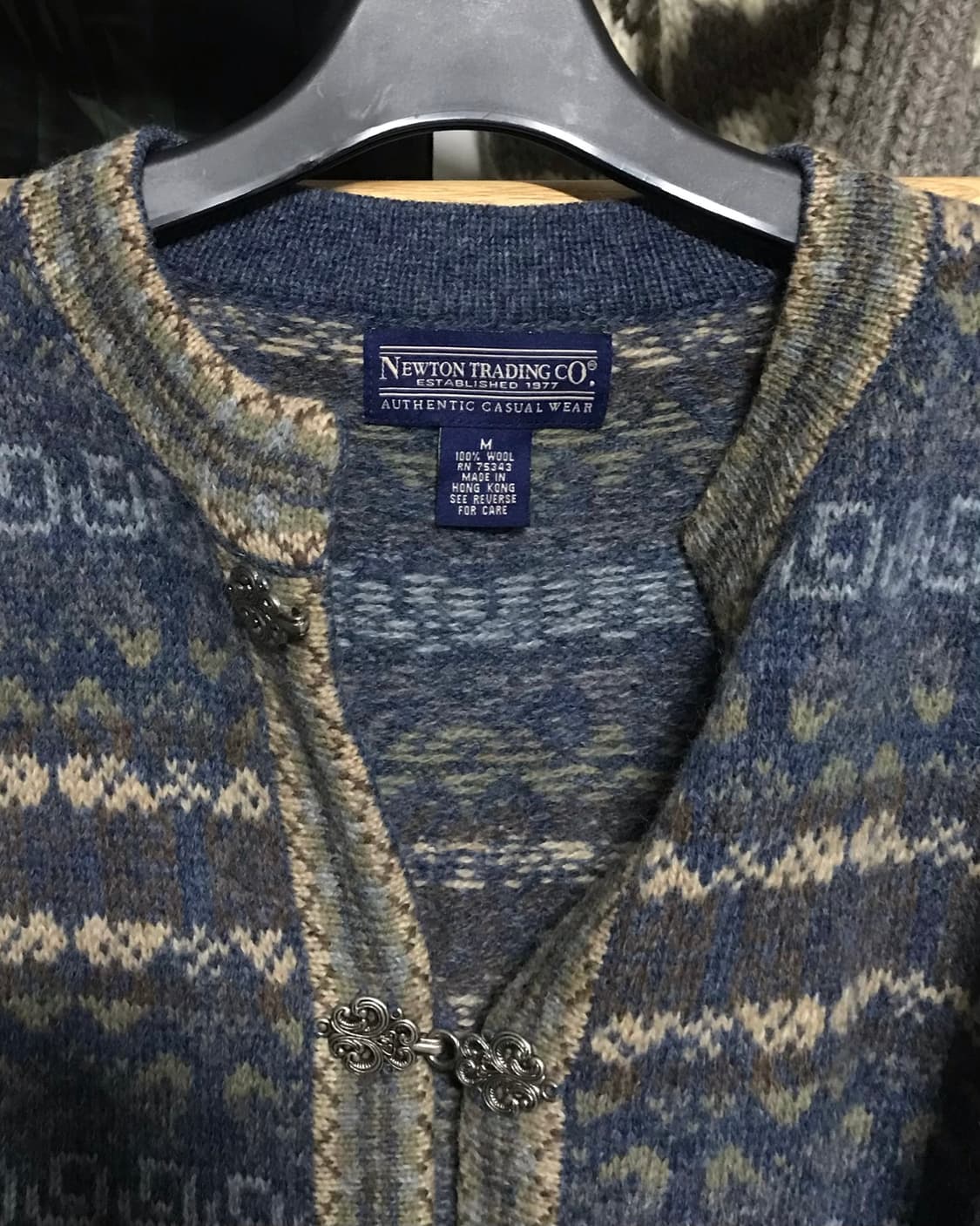 버클디테일 페어아일 노르딕 모리걸 가디건 상품이미지4