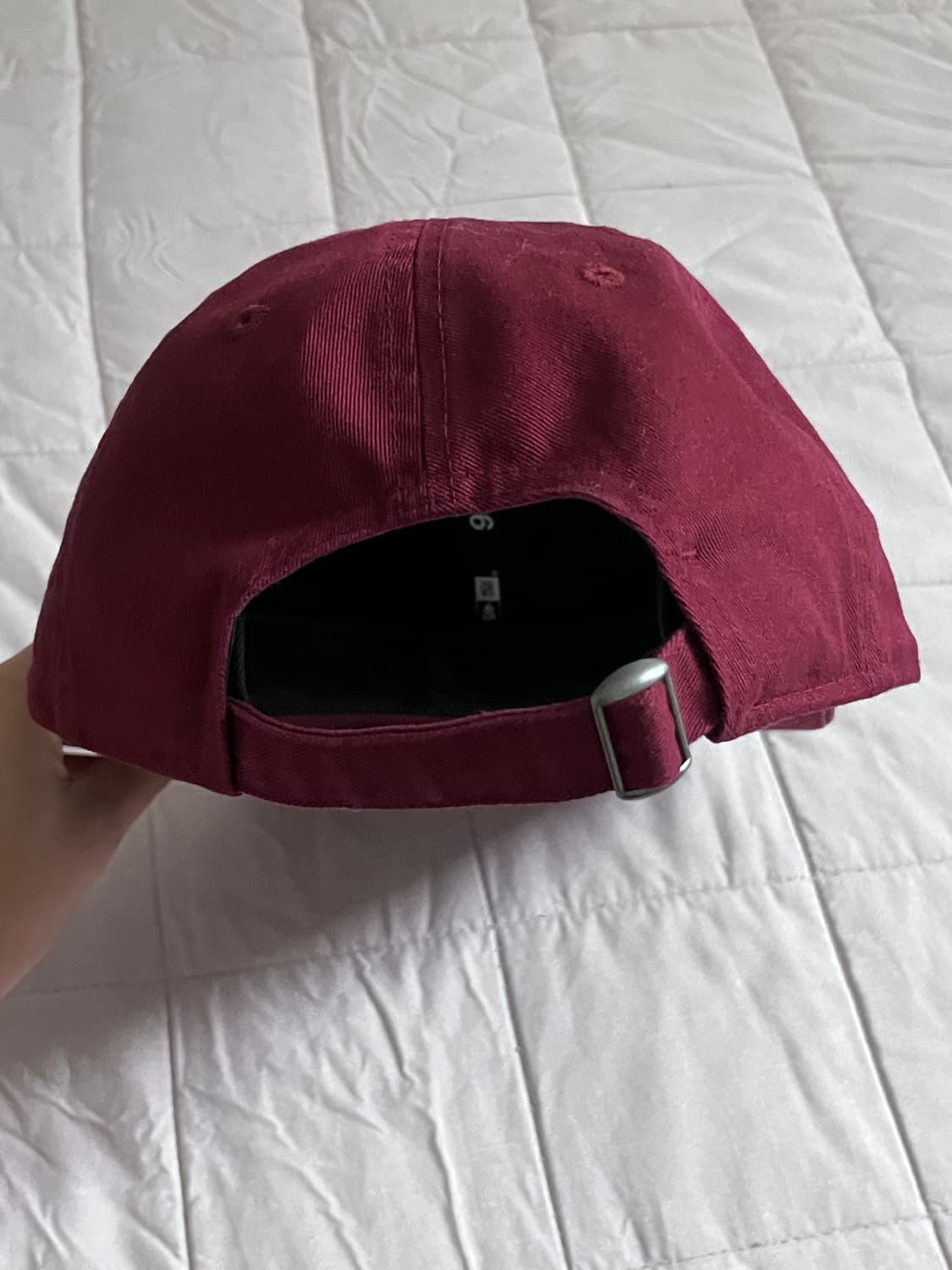 (새상품) 뉴에라 버건디 모자 s/m size 상품이미지3