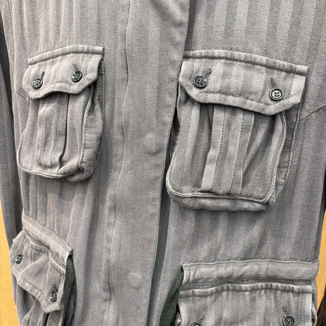  이자벨마랑 에뚜왈 하이넥 자켓 더블 포켓 스트라이프 패턴 디테일 그레이 상품이미지6