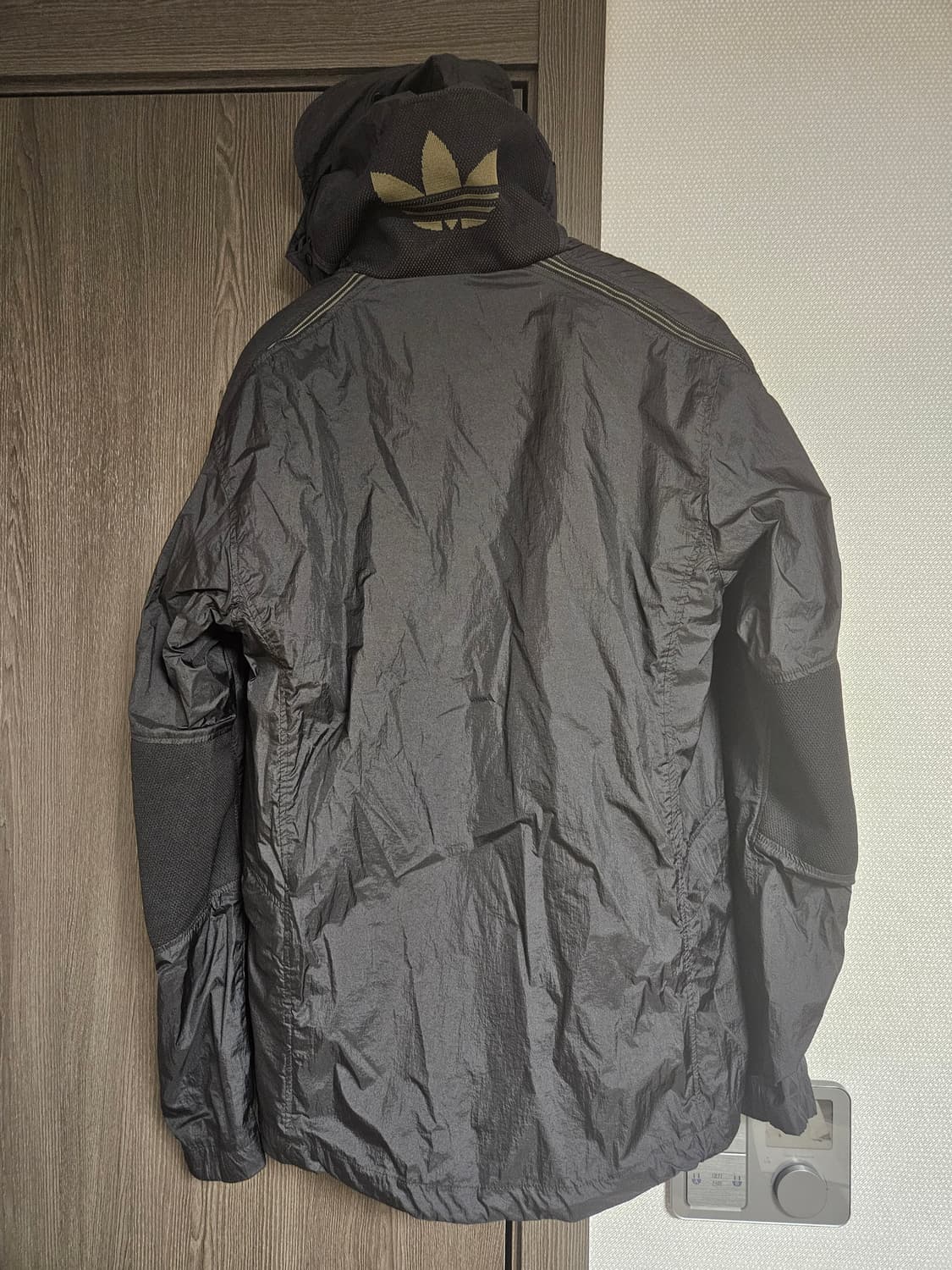 CP컴퍼니 x 아디다스 익스플로러 자켓 M (실측 L) 상품이미지2