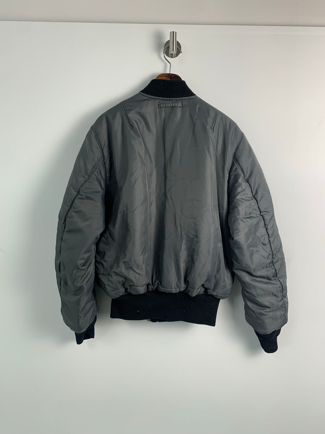 알파인더스트리 블랙 건메탈 리버시블 ma-1 항공점퍼 상품이미지7