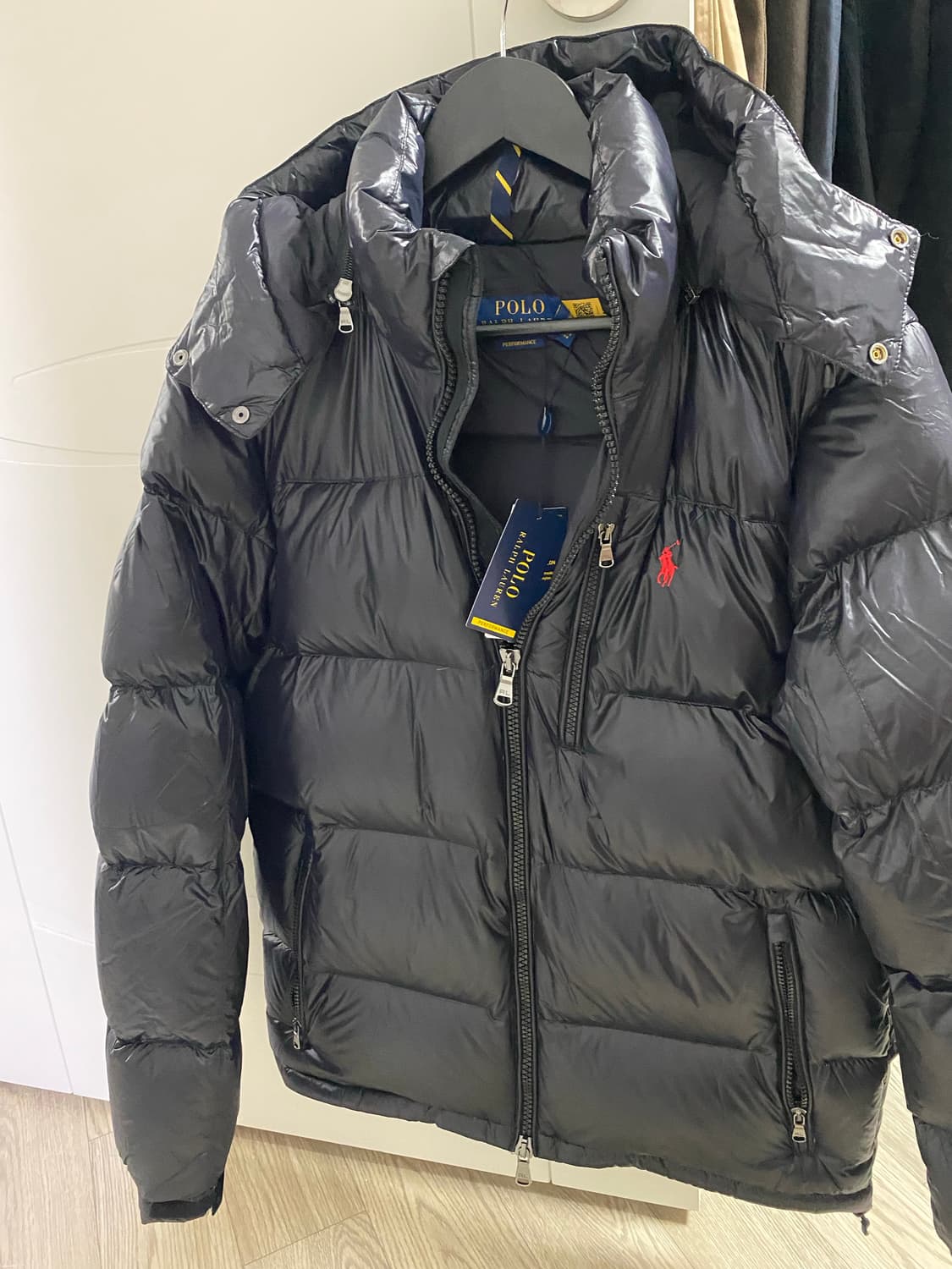폴로 유광패딩 M 새상품 상품이미지4