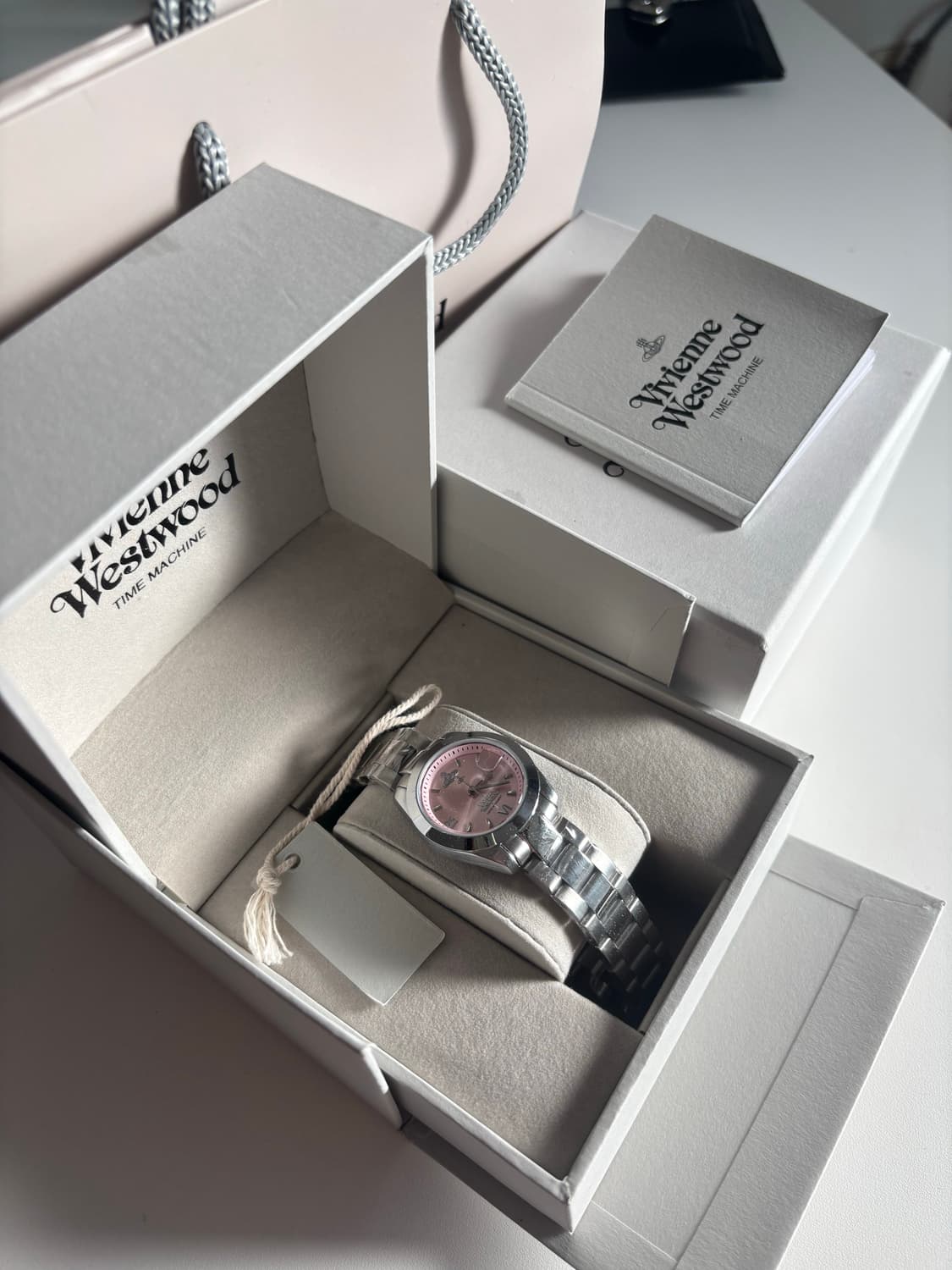 새상품) 비비안웨스트우드 펜처치 시계  상품이미지1