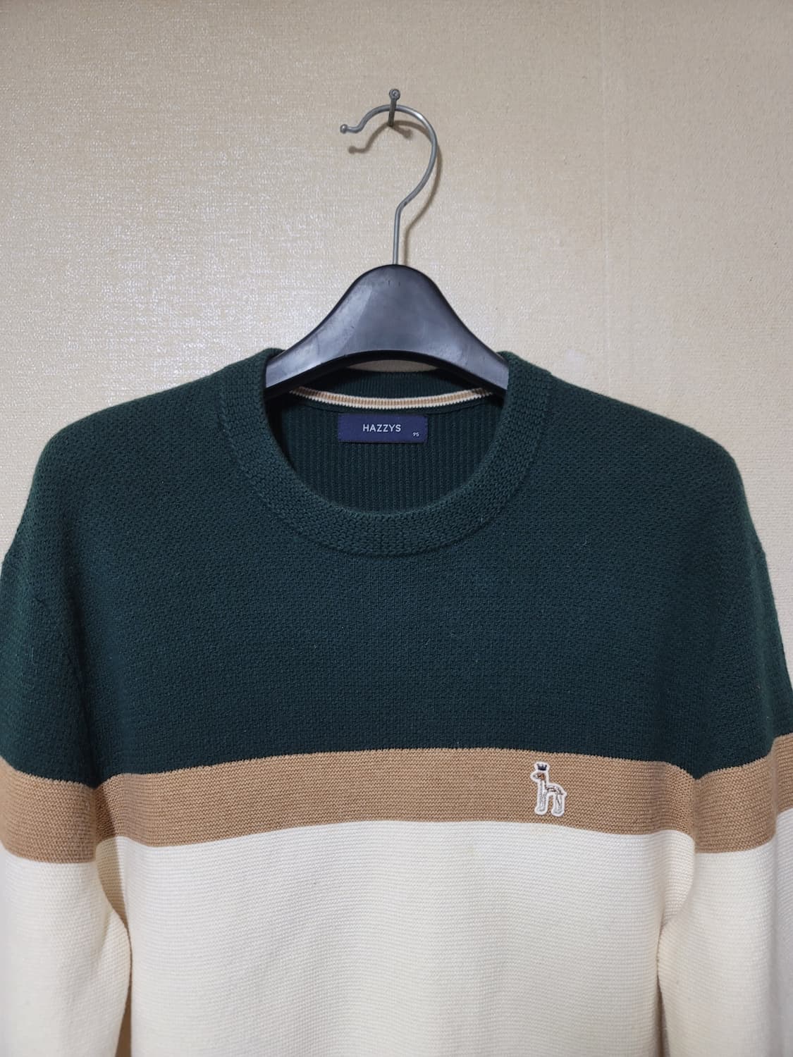 헤지스 울혼방 니트 상품이미지2