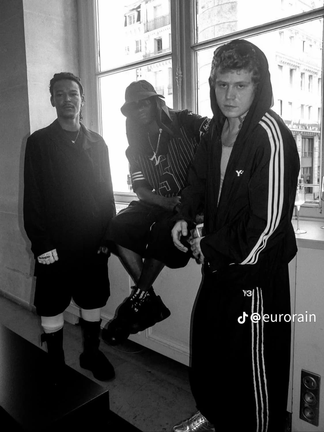 Y-3 아디다스 바람막이 자켓 블랙 상품이미지3