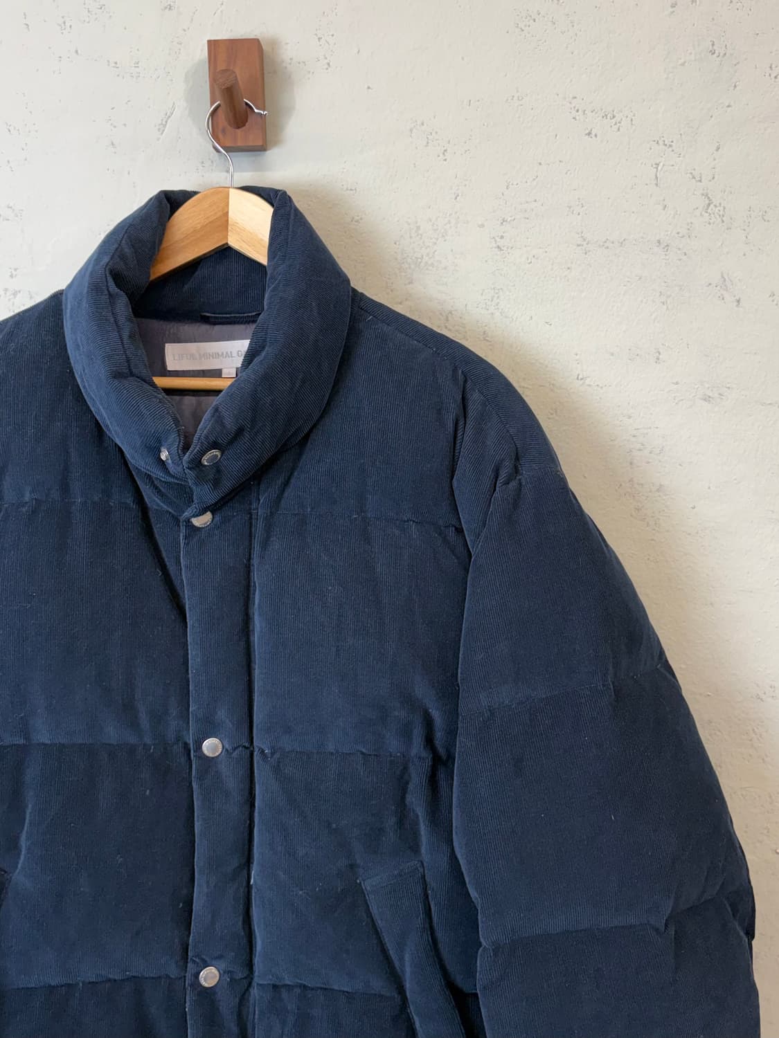 라이풀 미니멀가먼츠 덕다운 네이비 코듀로이패딩 상품이미지2