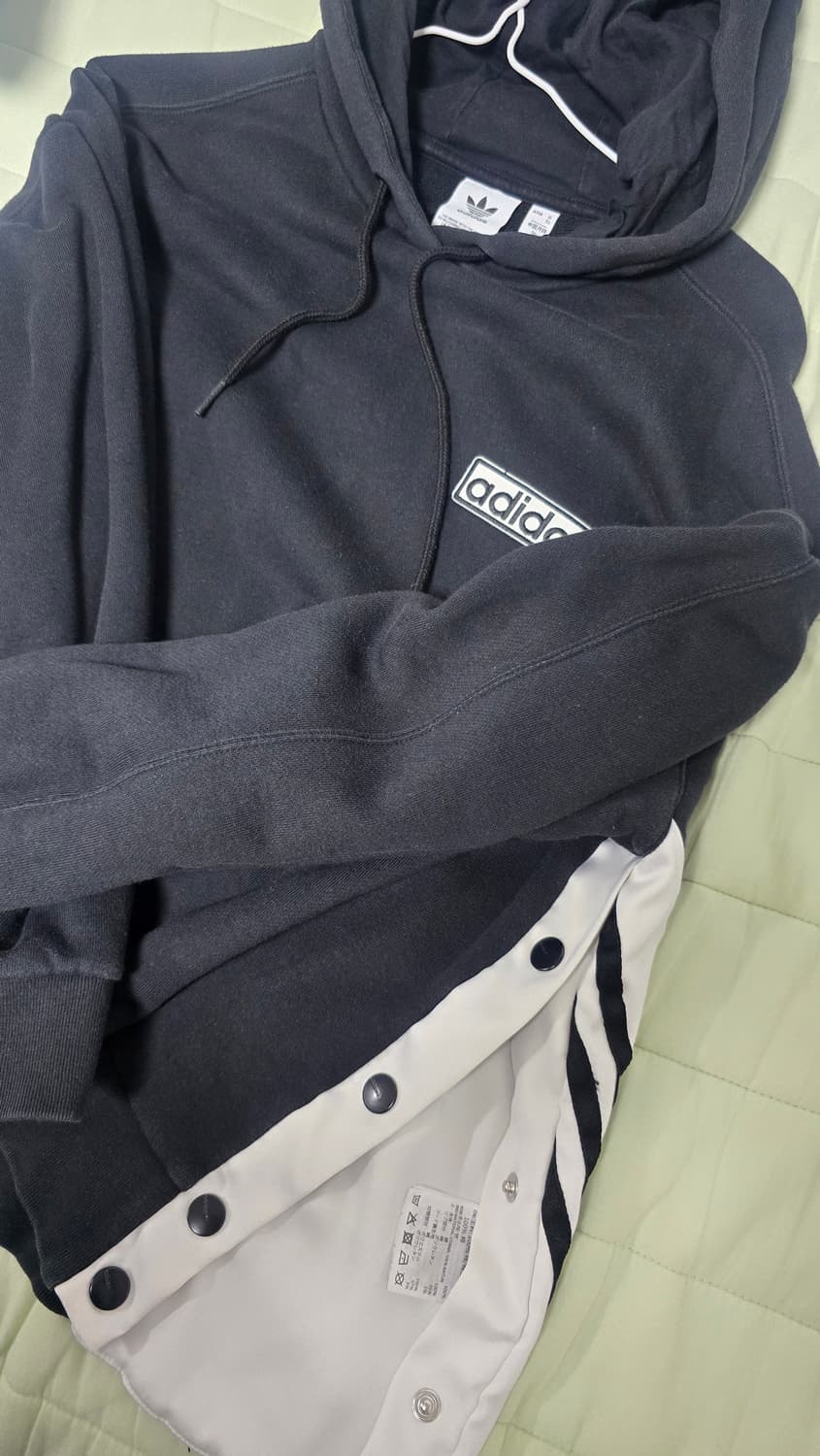 아디다스 브레이크 후드티 상품이미지2