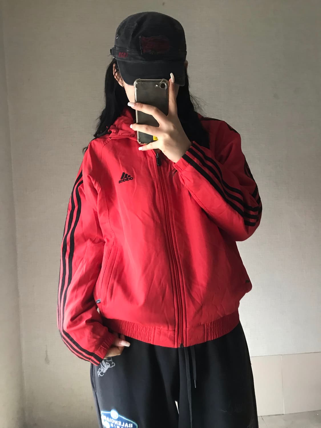 아디다스 90s 레드 블랙 패딩 상품이미지4