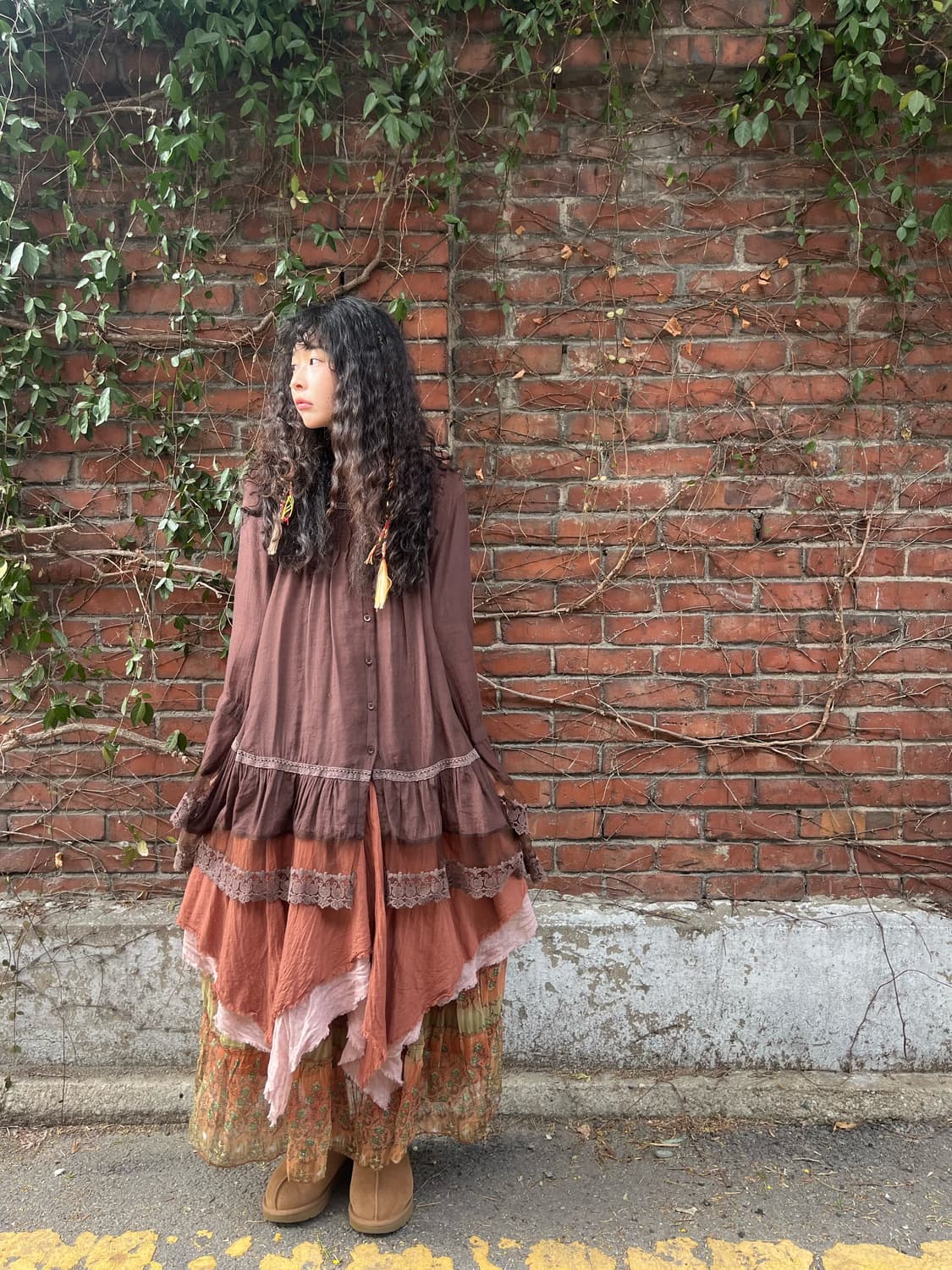 브라운 에스닉 레이스 포인트 블라우스 상품이미지1