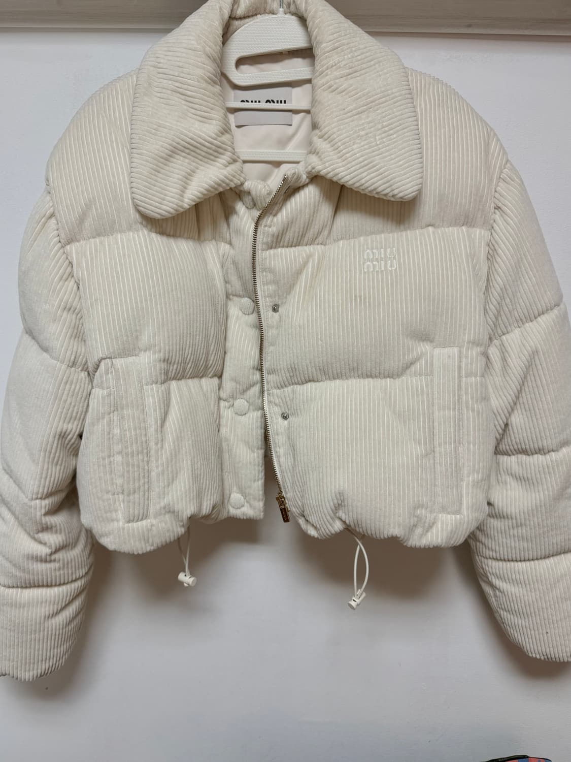 미우미우 패딩 40사이즈 상품이미지3