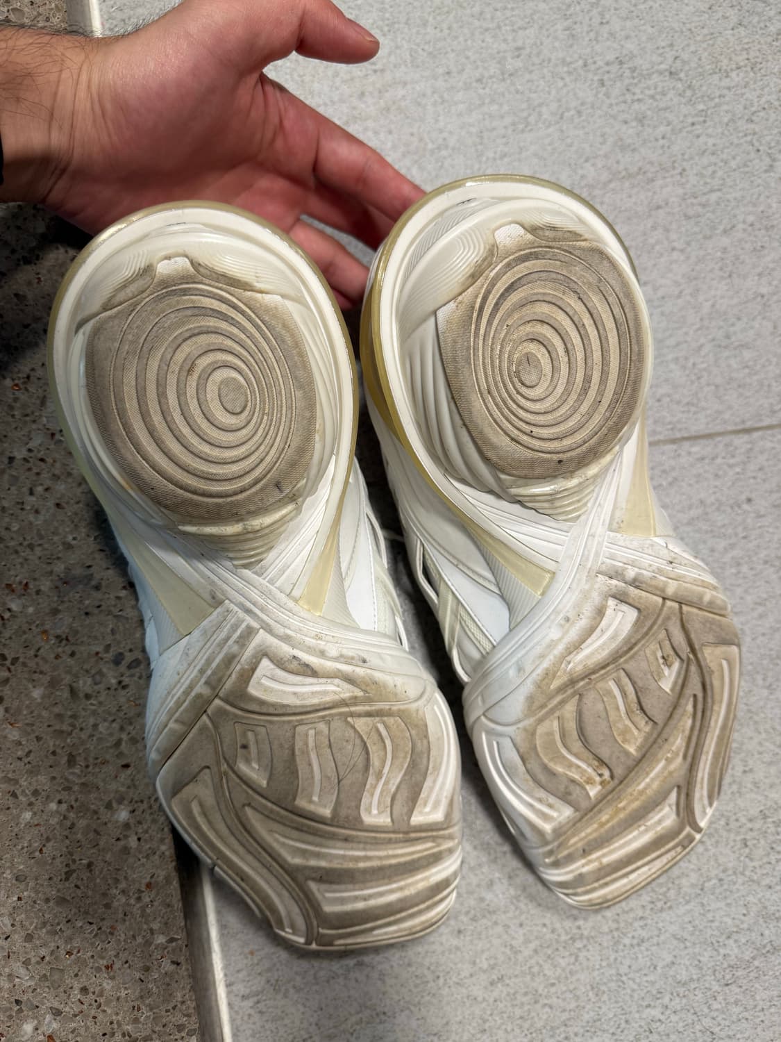 발렌시아가 타이렉스 45 상품이미지5