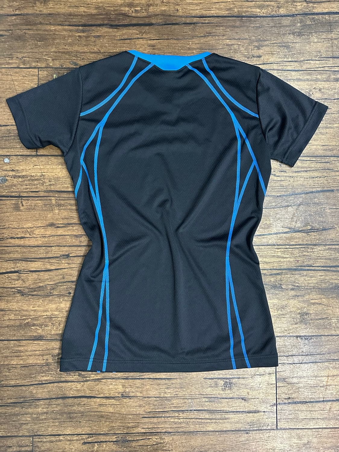 미즈노 Mizuno QuickDry Plus 여성 기능성 브이넥 반팔 티 상품이미지6
