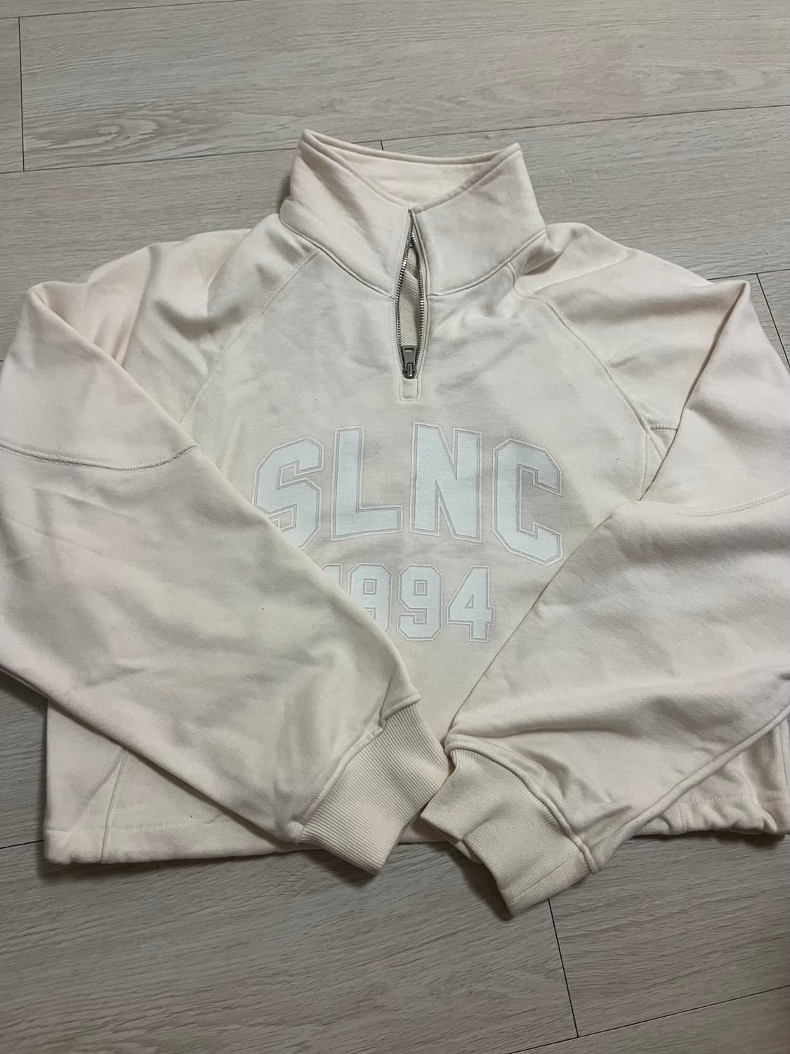 인사일런스우먼  SLNC 하프집 스웨트셔츠 상품이미지2