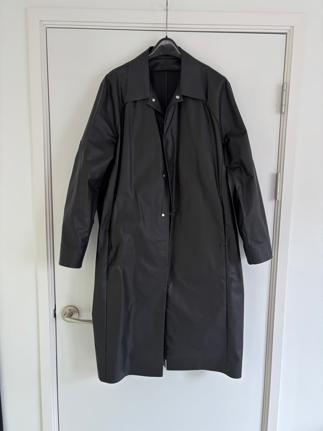 5.1 Coat Right (방수 가공 코트) 상품이미지1