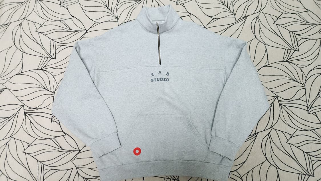 아이앱스튜디오 X 현대모비스 반집업 맨투맨 L 상품이미지1