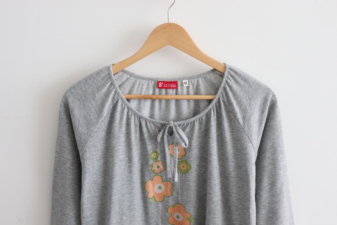HUITIEME gray reglan flower T-shirt 상품이미지2