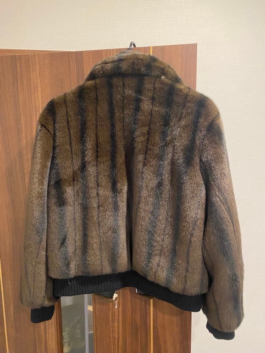 ernest w baker 24AW 밍크 해링턴 퍼 자켓 상품이미지3