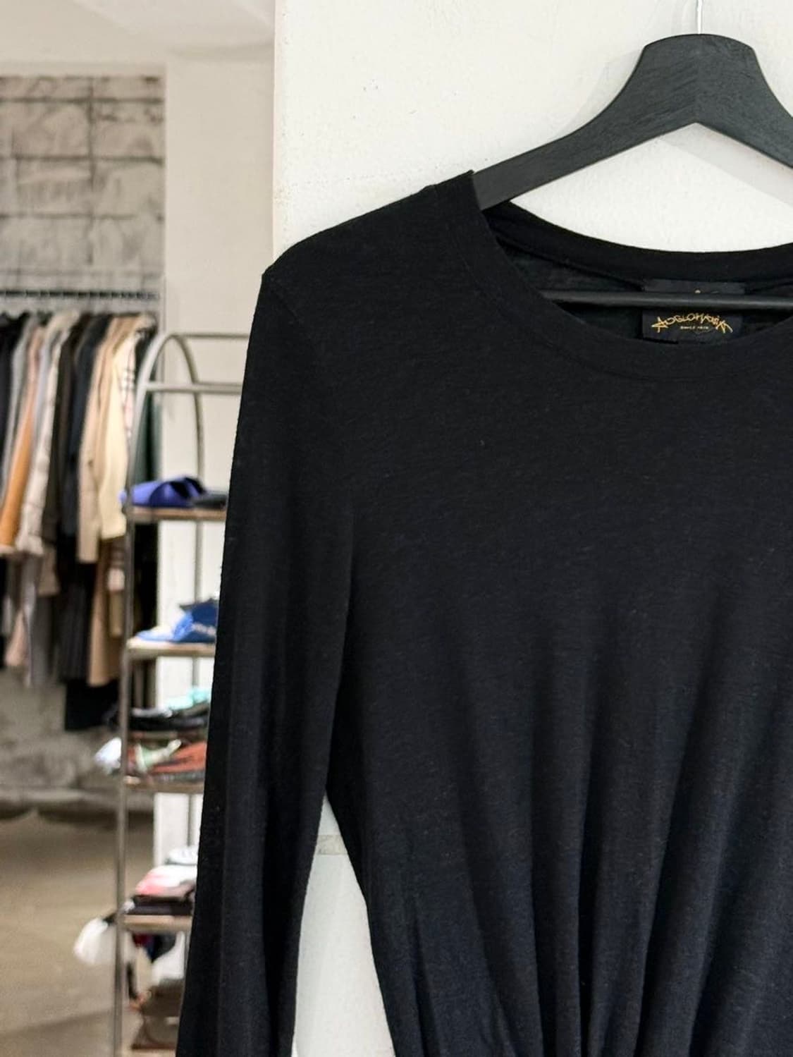 비비안 웨스트우드 앵글로매니아 블랙 트위스트 롱 슬리브 상품이미지2