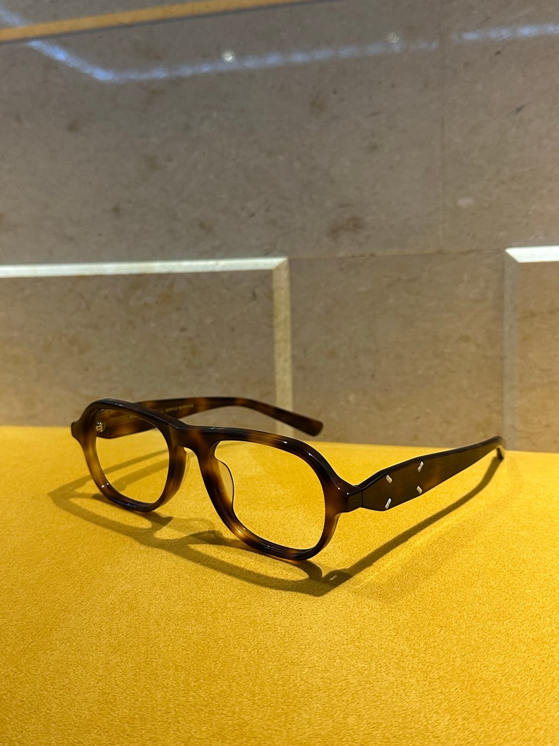 젠틀 몬스터 x 메종 마르지엘라 MM113 톨토이즈쉘 클리어 상품이미지2