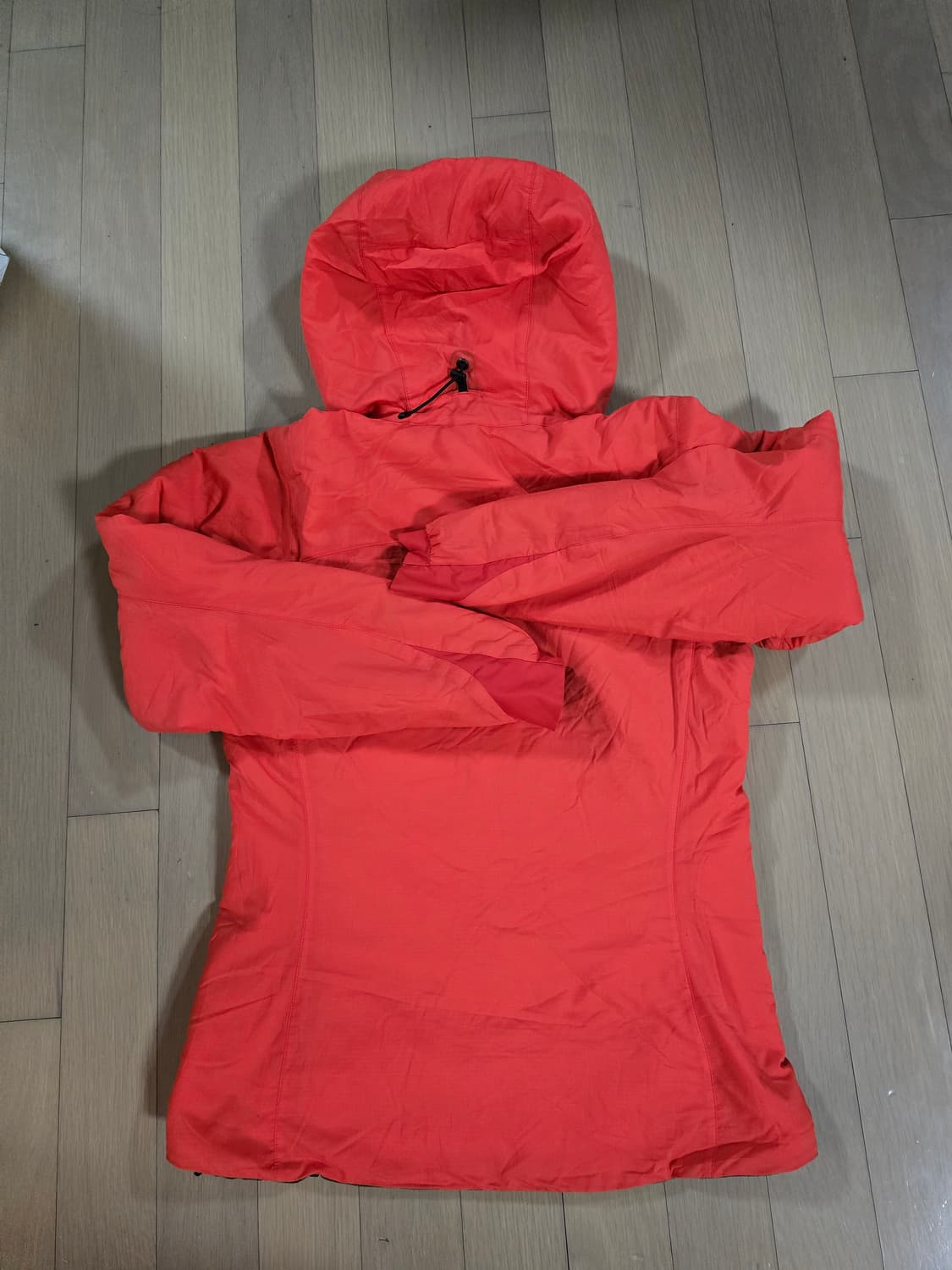 아크테릭스 우먼 오렌지 아톰 LT 후디 자켓 상품이미지2