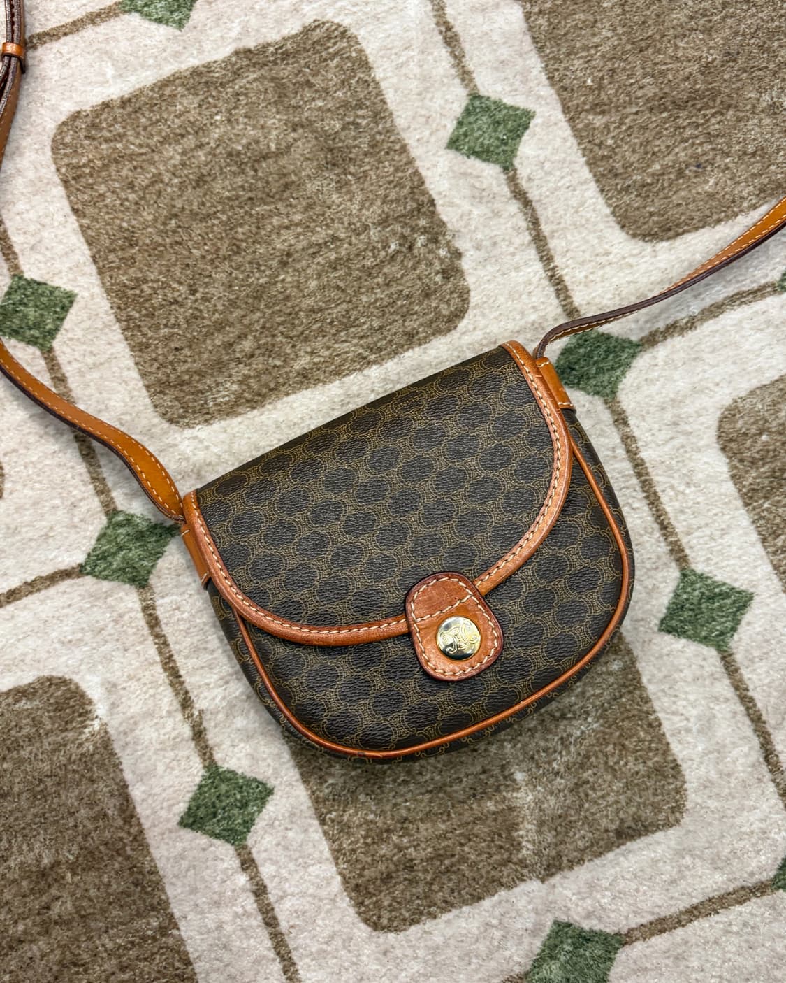 셀린느 마카담 미니 크로스백 상품이미지2