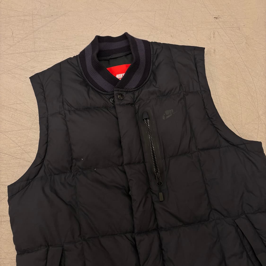 나이키 퓨추라 구스다운 패딩 베스트 상품이미지2