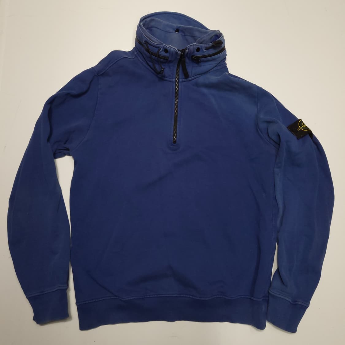 스톤아일랜드 하프집업 스웻셔츠 상품이미지2