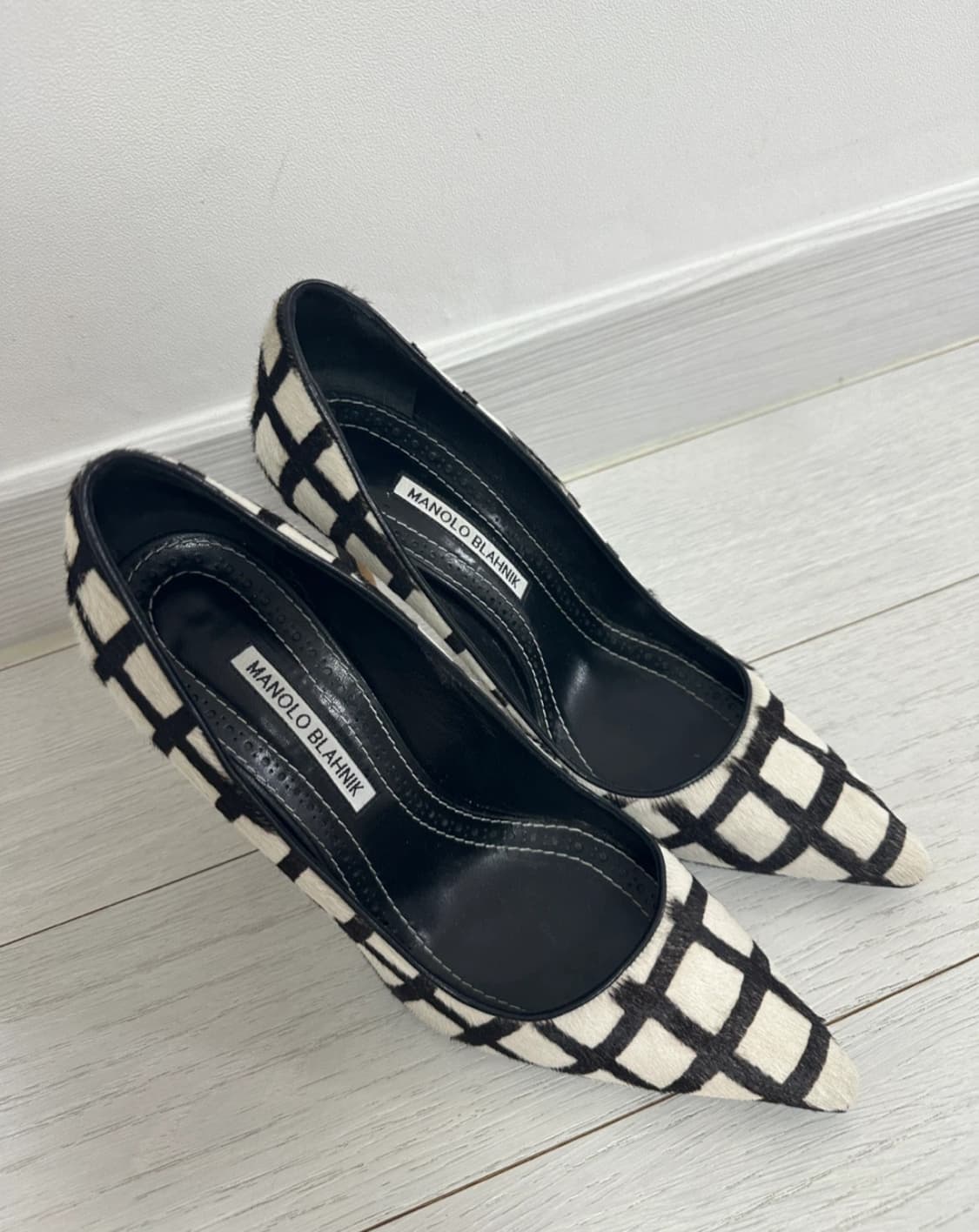 [마놀로블라닉] 여성 송치 힐 상품이미지2