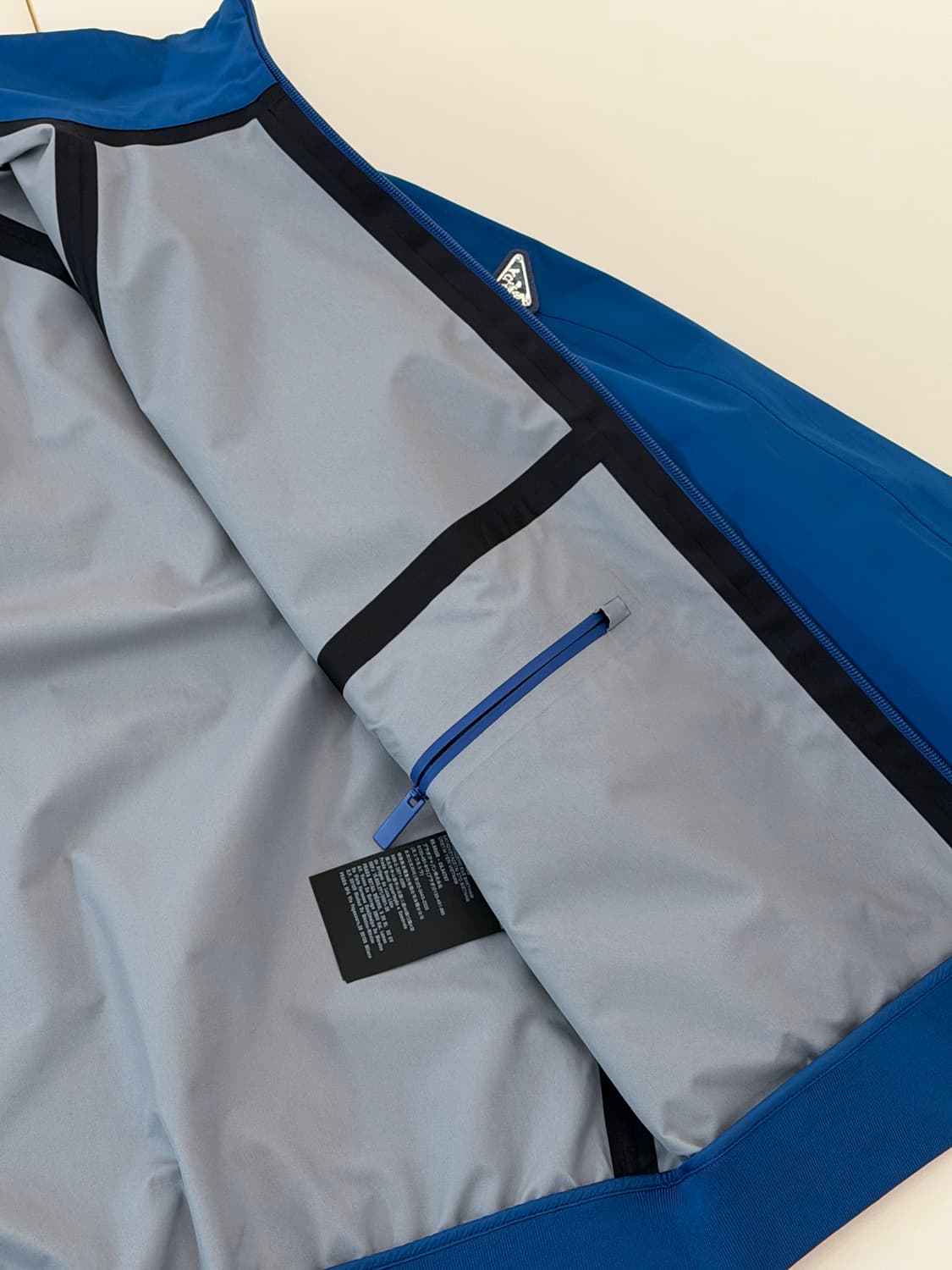 프라다 나일론 봄버 자켓 50사이즈 상품이미지6