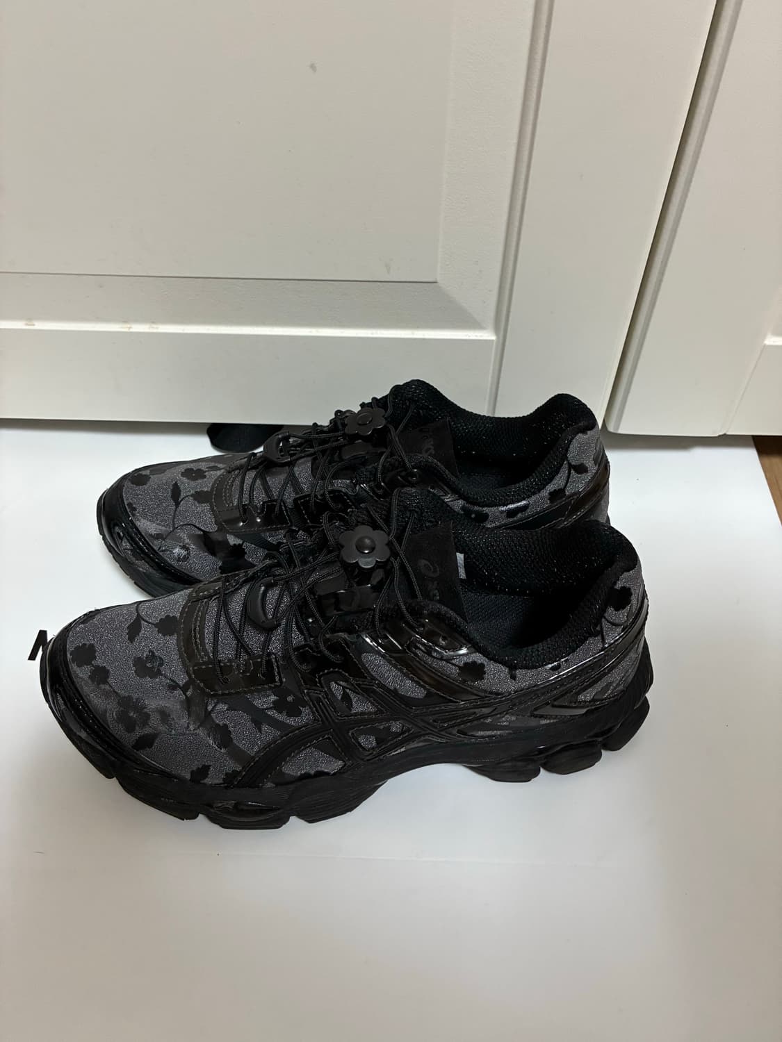 아식스 x 세실리에 반센 젤 큐물러스 16 블랙 상품이미지2