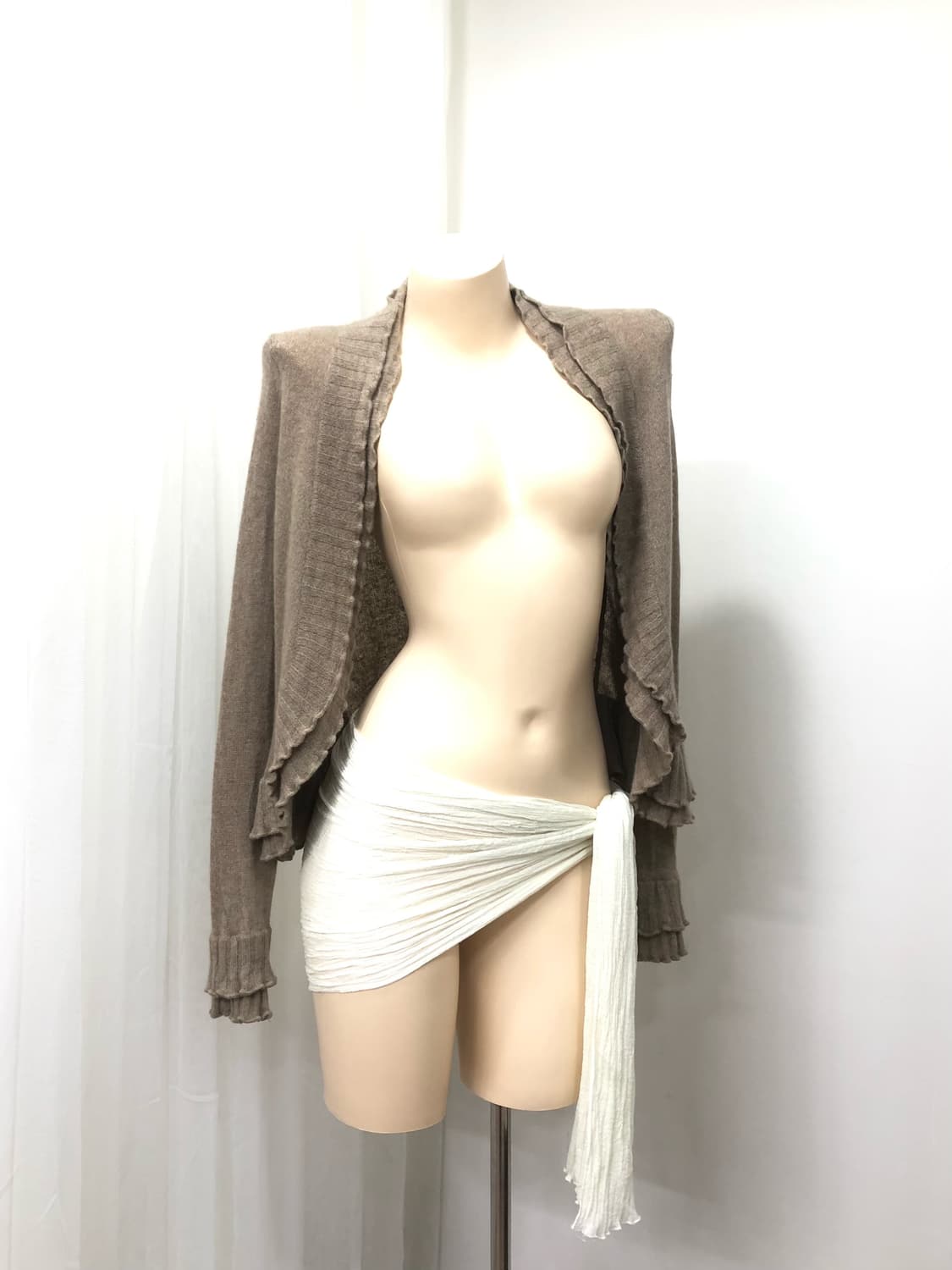 cashmere beige fairy frill cardigan 상품이미지1