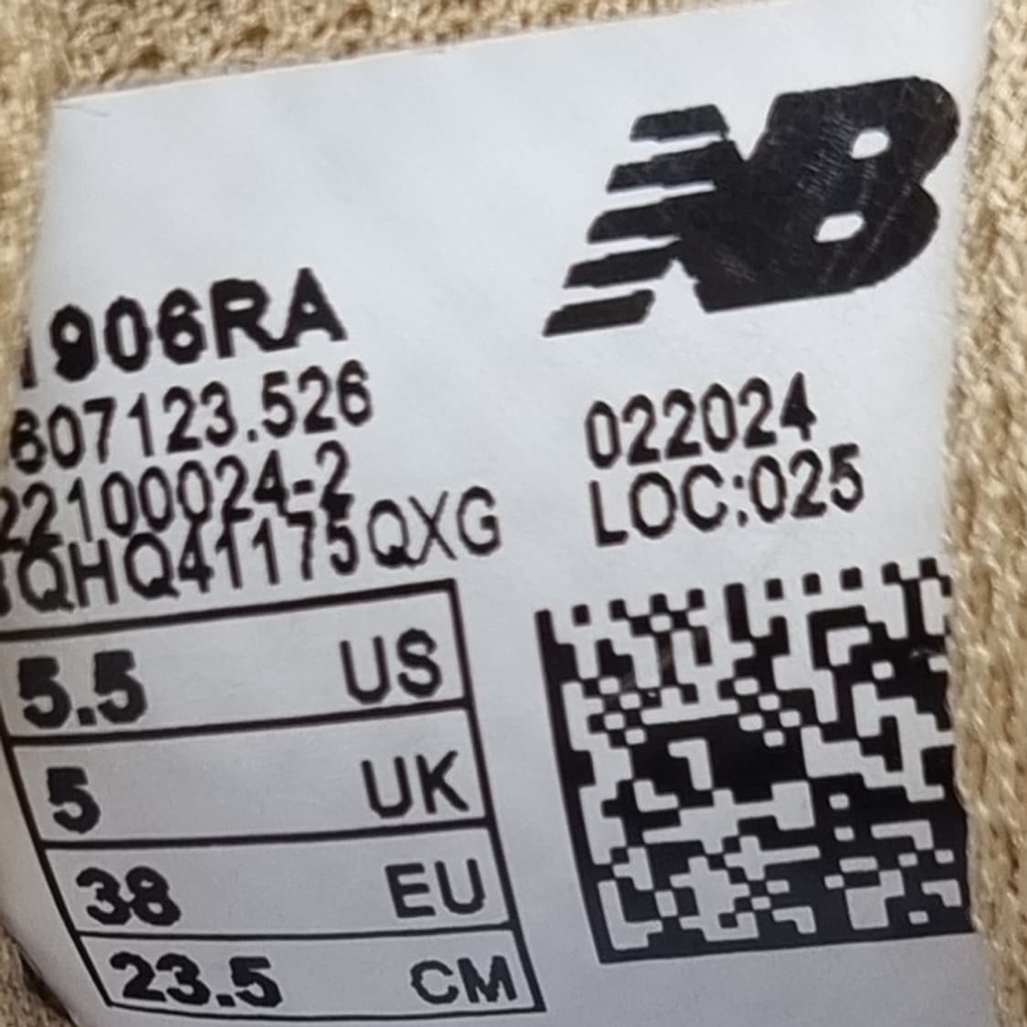 뉴발란스1906R 화이트골드 여성운동화235  상품이미지6