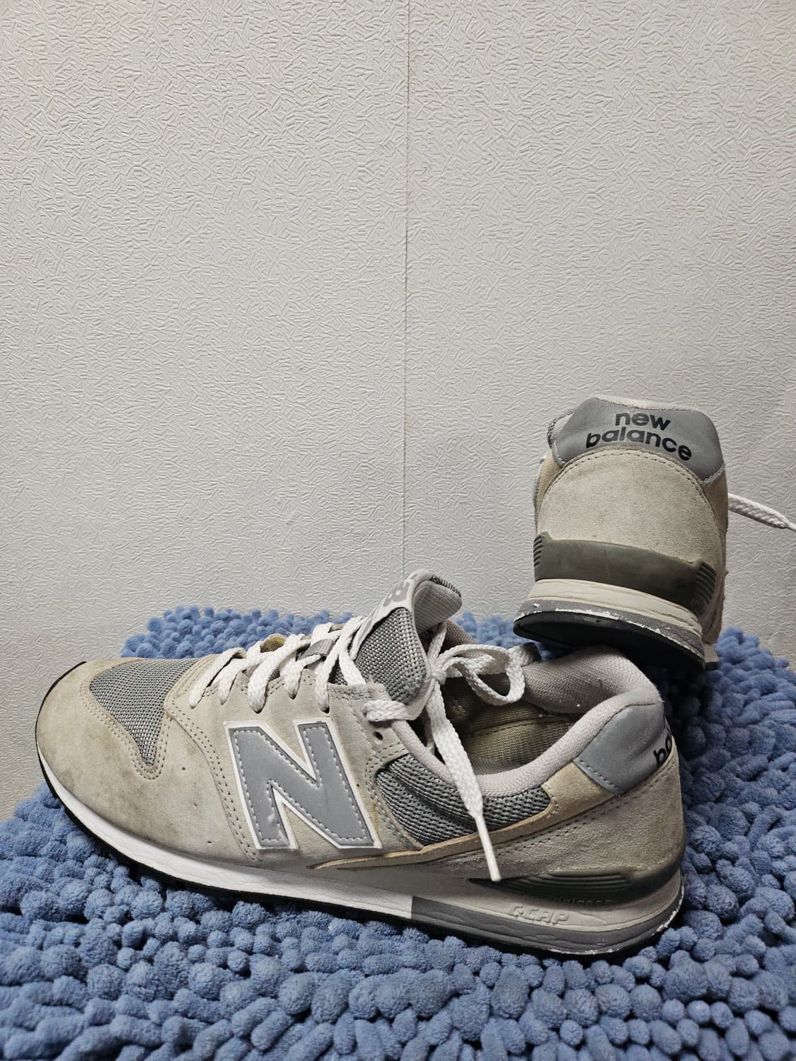 뉴발란스 996 그레이New Balance  270 상품이미지1