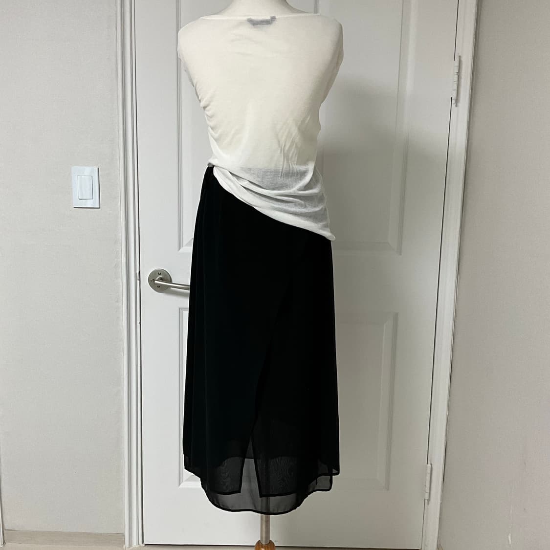 [Apart] Black Wrap Skirt 상품이미지2