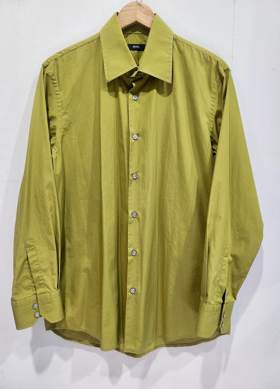 BOSS 휴고보스 올리브 그린 셔츠 16.5 정품 상품이미지1