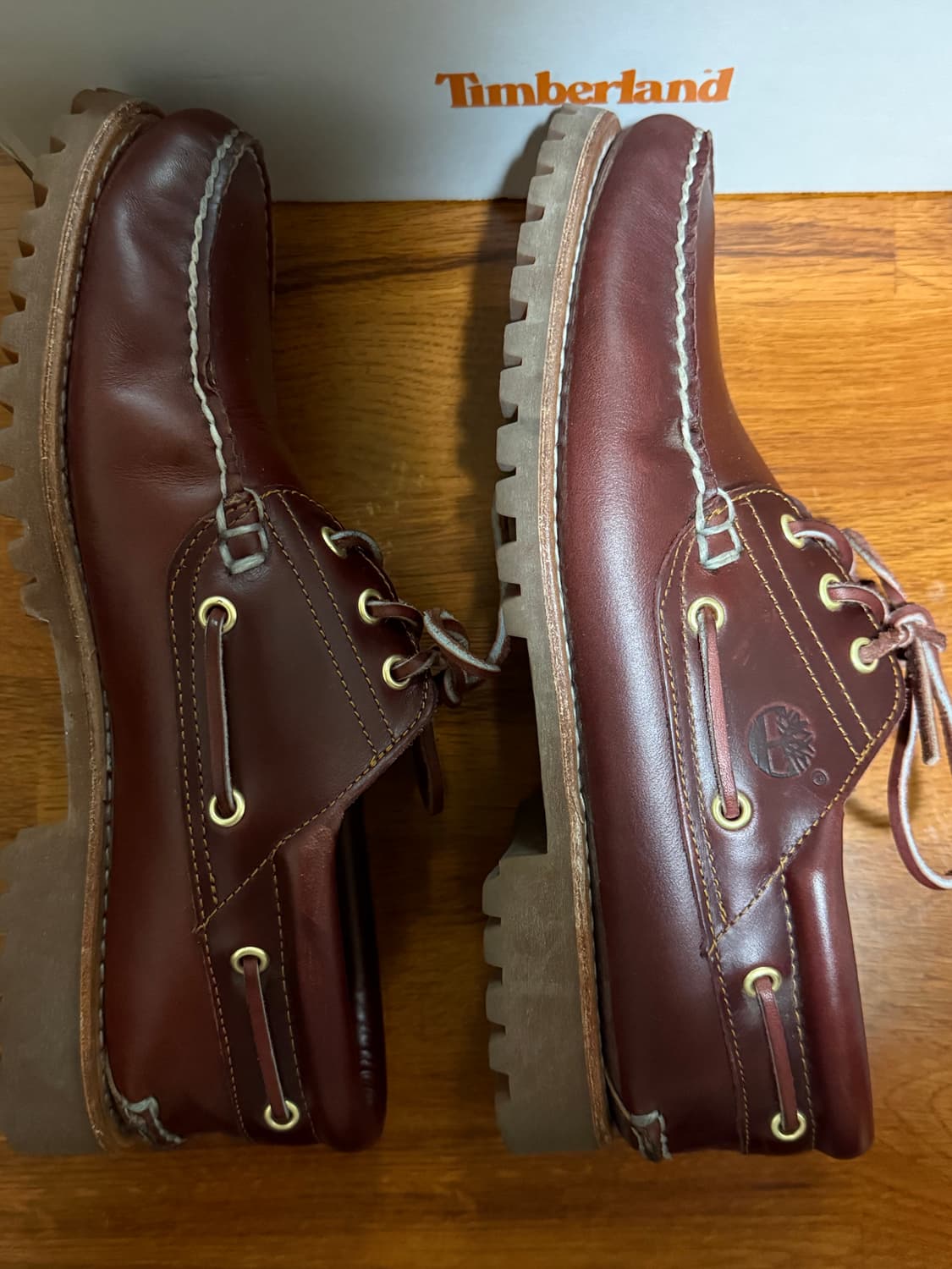 팀버랜드 남성 클래식 3아이 보트슈즈 버건디 상품이미지4