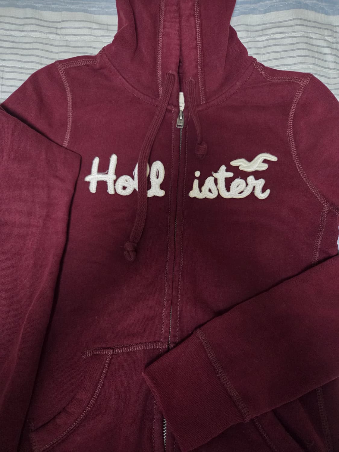 홀리스터 대대대장 버건디 딱붙 후드집업 S 상품이미지3