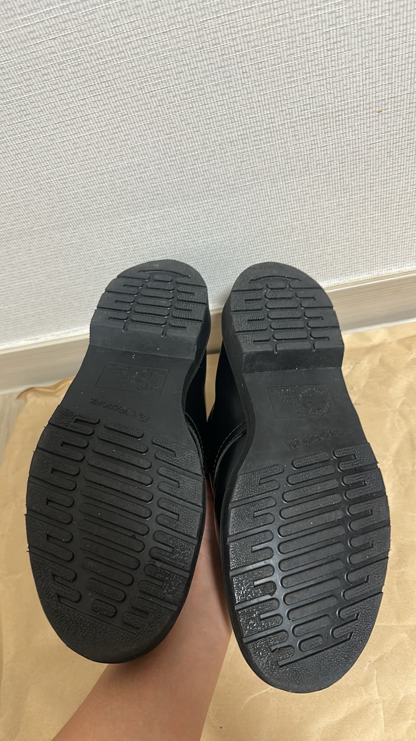 닥터마틴 1461 모노 블랙 uk6 (250~255) 상품이미지4