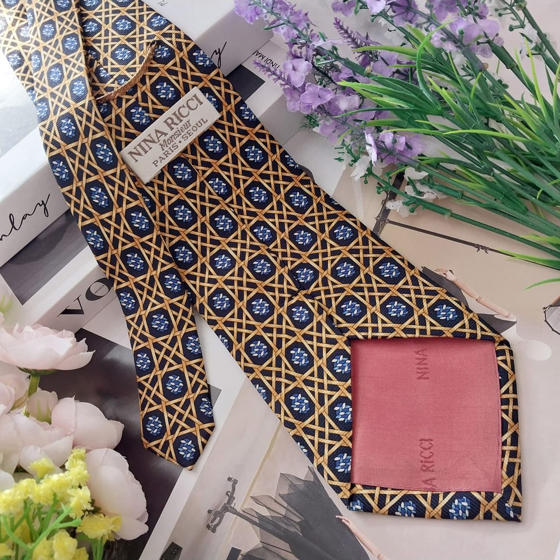 니나리치 실크 골드&네이비 기하 패턴 넥타이 9.6cm A등급 K1311 상품이미지5