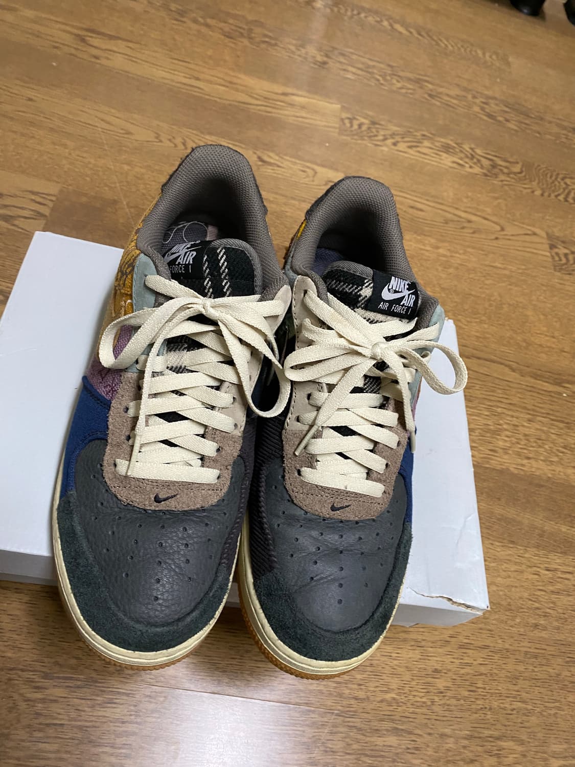 나이키 에어포스 1 캑터스잭 트레비스 스캇 280 상품이미지3