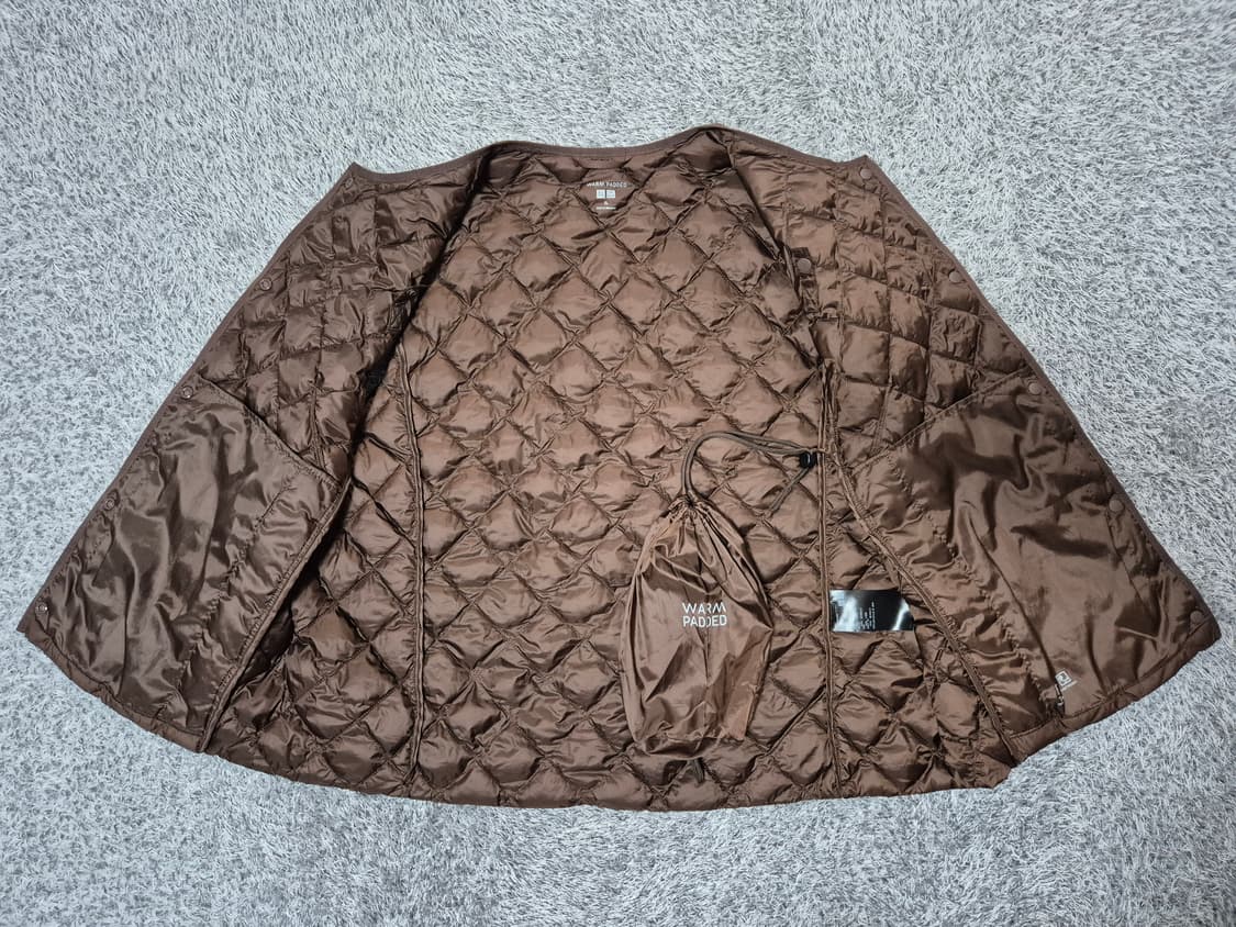 유니클로 여성 경량 패딩조끼 XL 상품이미지4